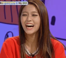 AOA를 대하는 남자의 태도