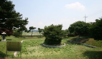 관곡지(官谷池)