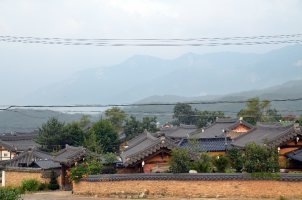 전통과 현대가 어우러지는 황산고가마을