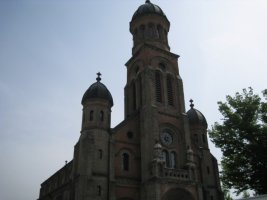 전주 전동 성당과 치명자 성지