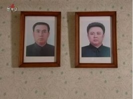 김일성-김정일 초상화를 목숨과 바꾼 소녀는…
