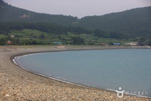 진산리해수욕장