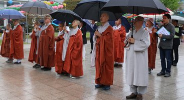 동국대 총장선출에 부쳐- 절 뺏기와 학교 뺏기