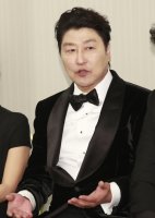 '기생충' 오스카 4관왕..최고의 '생일선물' 받은 조여정-송강호