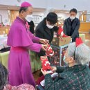 22/12/25 미리내실버타운 ‘주님 성탄 대축일 낮 미사’1(교구장 대리 문희종 요한 세례자 주교 주례) 이미지