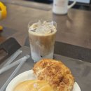 비밀의 문 | 인천 비밀의문 언더스테어 베이커리 소금빵 후기