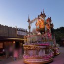 더 세프월드 앞 | 부산 롯데월드 퍼레이드 참여 후기 (차량탑승,드레스대여,헤어메이크업 후기)