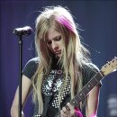 ♡ 웃음이 있는 자에겐 가난이 없다 ♡ Don t tell me / Avril Lavigne 이미지