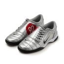 IM GYM | 레트로 운동화 소환 “나이키 우먼스 토털 90" 2025 버전으로 재출시 실버 레드 실물 후기 및 코디법 추천