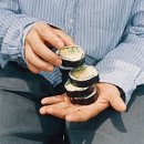 동서대로1 | 다가갈까 기다릴까 지켜볼까