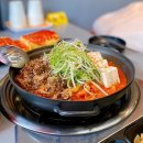 면목동 맛집 인심 따뜻한 밥집 맛집 고기반햄반김치찌개 김치찜 상봉본점