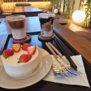 덕지농장2 | '카페 몰릭' 딸기케이크 먹고 농장에서 딸기 구매한 일상🍓🍓