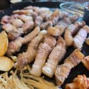 다진솥뚜껑생삼겹살 이미지