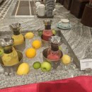 수달수영장 앞 이미지