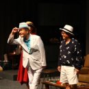 언덕을 넘어서가자 이미지