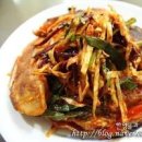 달콤매콤한 무침만두 간단한 간식만들기 이미지