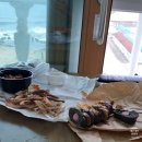 후진항 화장실 | 흥잡이 강원도 양양 후진항회센터 바다뷰제빵소 바다...펜션 화이트캐슬 펜션 후진활어센터 내돈내산 후기