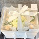 장미관문 | 본식 부케 후기 - 10만원 이하 가성비와 퀄리티가 만족스러웠던 화이트장미부케 🌸(feat. 내돈내산 후기)