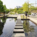 효창공원앞역 경의선숲길 입구 이미지