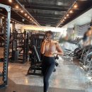 더블비휘트니스 이미지