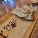 4월 영양죽 밑반찬 이미지