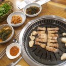 지리산꺼먹돼지 이미지