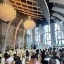 더 셀럽 | 웨딩홀 알아보는 팁｜서울 강남권 밝은 웨딩홀 후기:: 더채플앳논현｜셀럽앤어셈｜까사그랑데센트로