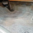 차 닦는 신사 이미지