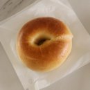 동백장례식장 | 예측하기 어려운 이별 앞에서, 무지개를 봤어요.