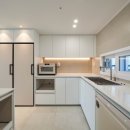 화이트 fit 이미지