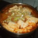 김치찌개의 요령 ..맛나게 만들어 드세요^^ 이미지