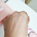 에이지투웨니스 디오리진 에센스팩트 핑크라떼 age20&#39;s X사키