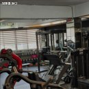 덤벨을들다 이미지