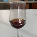 제로썸 오크통 오크통 힘빼기 및 1차 숙성 진행 중입니다. (보드카, 와인 합 힘빼기)
