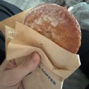 세븐일레븐중흥S클래스점 | 천호카페ㅣ두쫀쿠 유행 잇는 상하이버터떡 이디야버터떡 포장해서 먹어본 후기