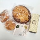 브레드82 | [성심당 빵 다먹기 #17] 말차순크림, 고기한쌈샌드위치, 소보로, 햄치즈크로와상, 호밀샤워브레드 + 가격