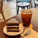 강동역 카페 분위기 좋고 디저트가 맛있는 앤서니카페