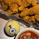 BHC치킨 신메뉴 커링클 솔직후기 BHC 선릉역점 직영점 미니언즈 굿즈 키링 feat.가래떡 떡볶이