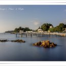 바닷가에서 이미지