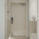 백자아파트 | 32평 현관 리모델링｜품격 있는 백자 달항아리 인테리어