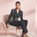 더 슈트(The SUIT) 이미지