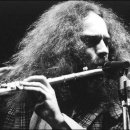 절제된 슬픔이 느껴지는 아름다운 곡 ﻿Elegy / Jethro Tull﻿﻿ 이미지
