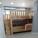 틈새에 맞춰 제작한 원목 이층침대 납품 후기