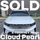 콜레오스 E-TECH HEV Iconic 출고! (클라우드 펄/다크 블루)