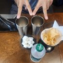 교촌치킨 시흥2호점 | 느끼한 허니콤보 교촌치킨 현장에서 먹으면 맛있을까? 느끼함은? 교촌치킨 하단2호점 방문후기