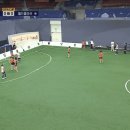 골때녀 액셔니스타 VS 월드클라쓰 골장면 이미지