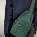 가죽 슬링백 제작 이미지