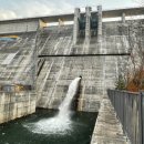 산림지역 소규모 계단식사방댐으로 산불조기 차단하자-경상권 초대형 산불, 주변 댐이 있어 헬기 쉽게 물공급 이미지