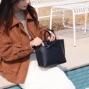 지나패션 | 여성 가죽 토트백과 숄더백이 다 가능한 보우틱 지나 여대생 가방 추천