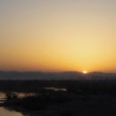 동트는 아침 이미지